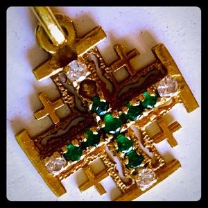 Jerusalem pendant 18k real diamonds and emeralds